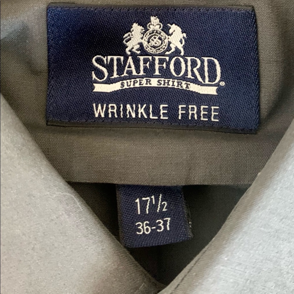 Stafford Button Up Dress Shirt. - Picture 4 of 4